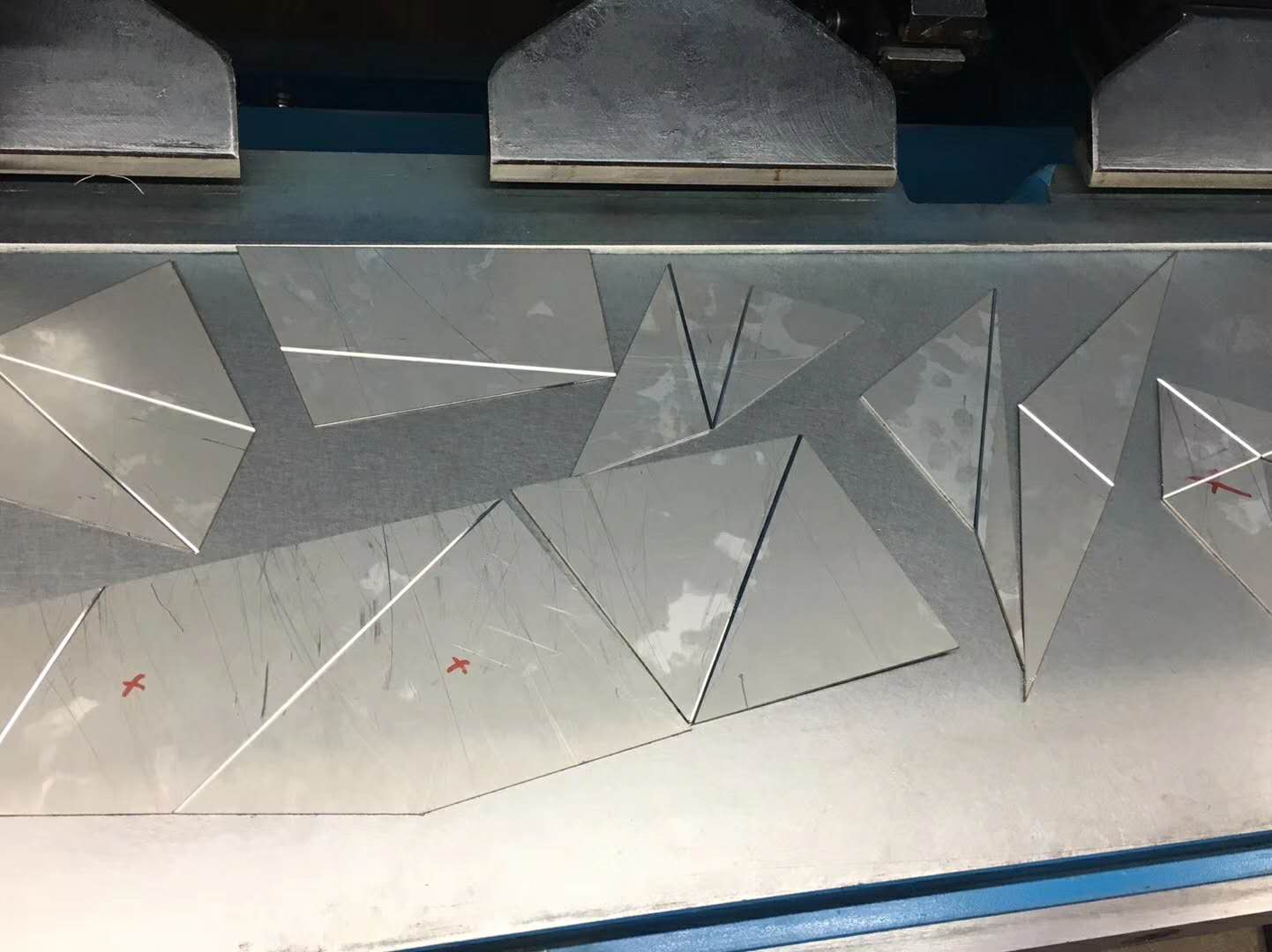 國輝刨槽機已抵達泰國，客戶很滿意